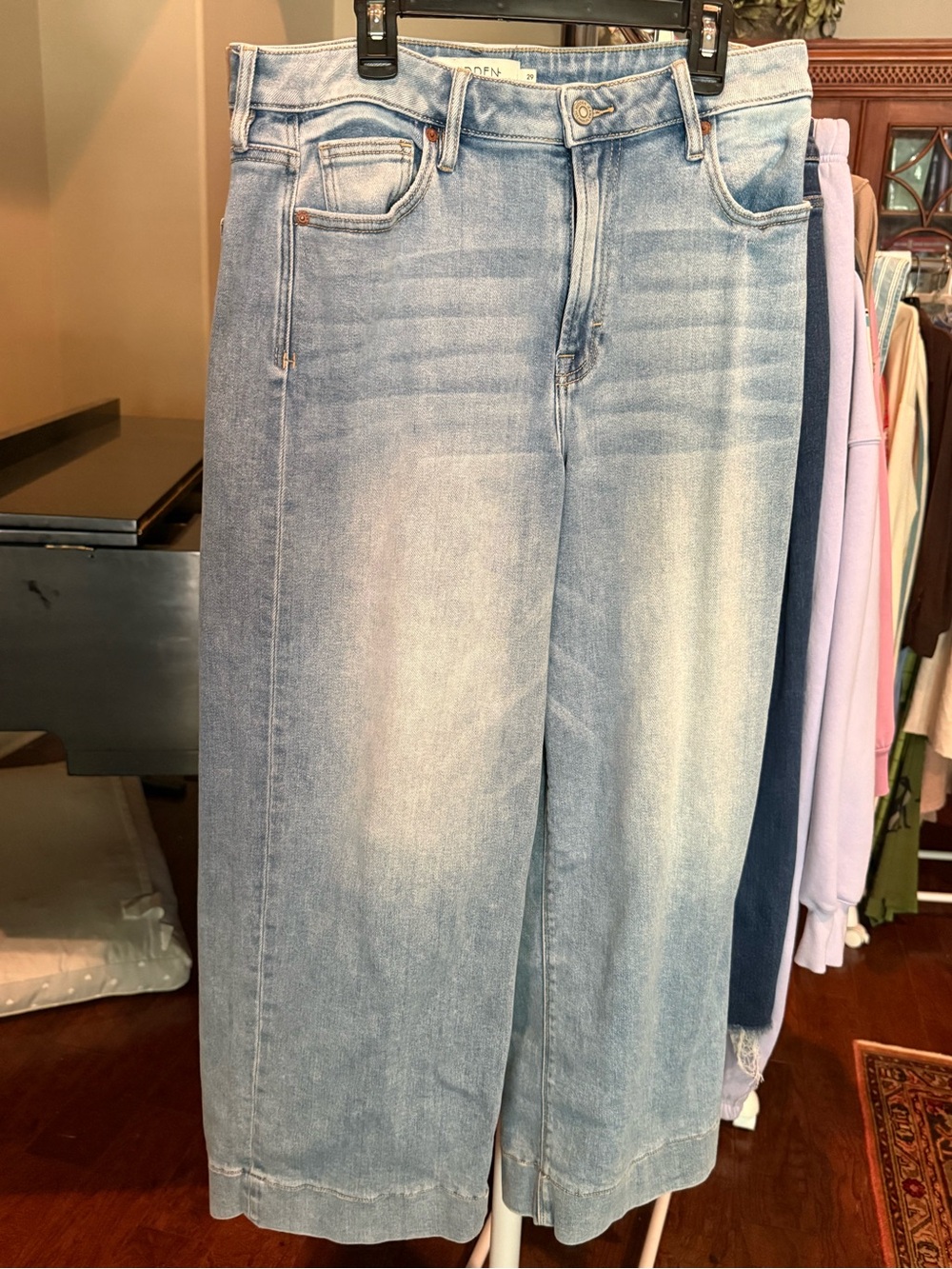 Hidden Jeans - Picture 4 of 6